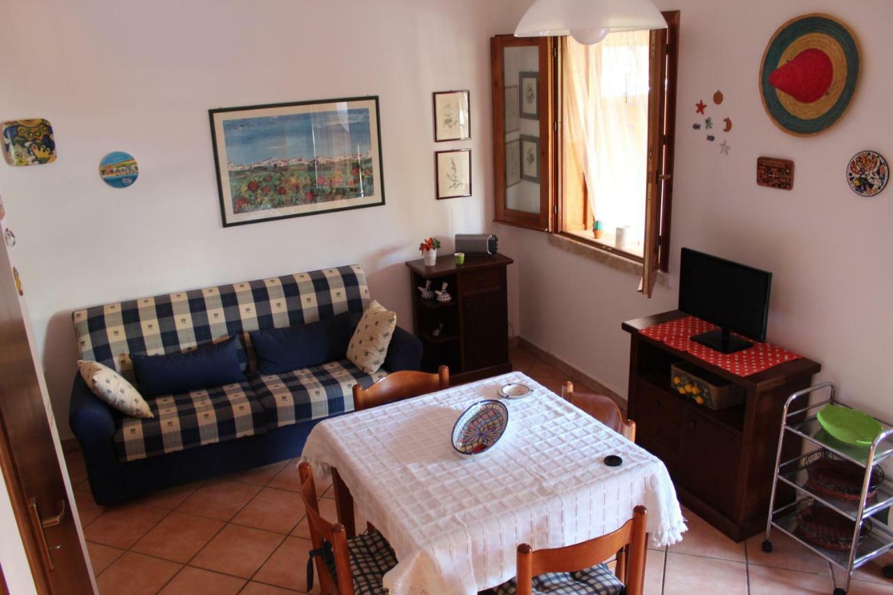 Villetta Con Giardino Mandarino Macari Kültér fotó