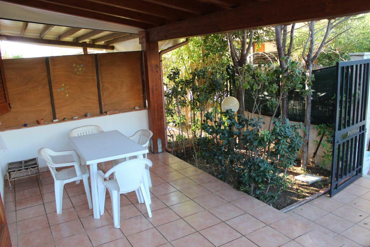 Villetta Con Giardino Mandarino Macari Kültér fotó